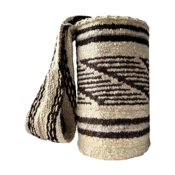 Mochila Arhuaca Grande | "Armonía temporal" tejida en lana nativa