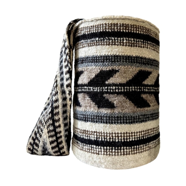 Mochila Arhuaca Extra Grande | “Selva Viva” tejida en lana nativa