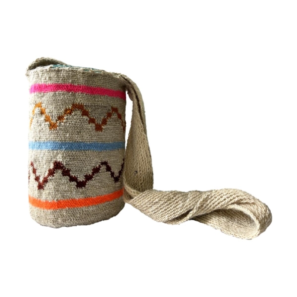 Mochila Arhuaca Pequeña | “Sueño primaveral” tejida en lana nativa - Imagen 3
