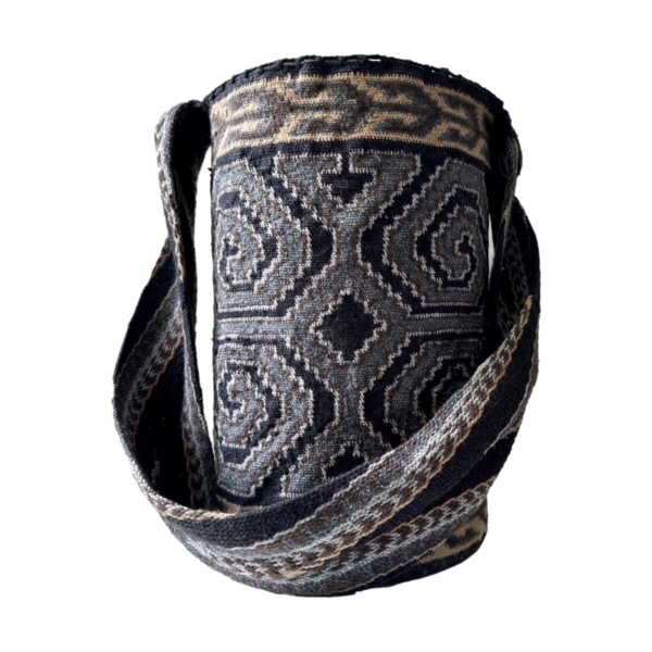 Mochila Arhuaca Extra Grande | "Mitología" tejida en lana de oveja (Maestría) - Imagen 2